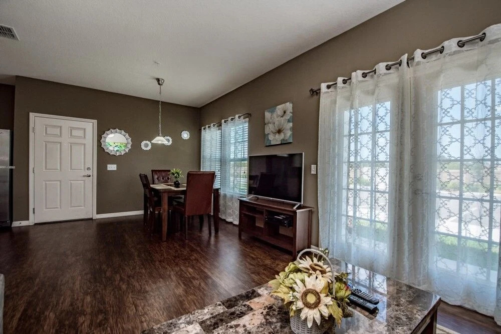 Amazing Townhome! - Lucaya Village - 8960SP