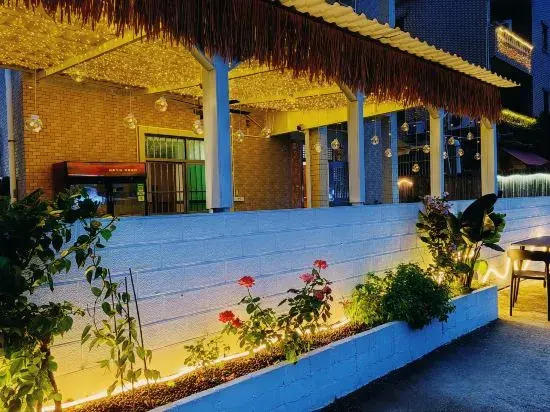 Jimmy's Ancient Charm Homestay (Xichong Branch)