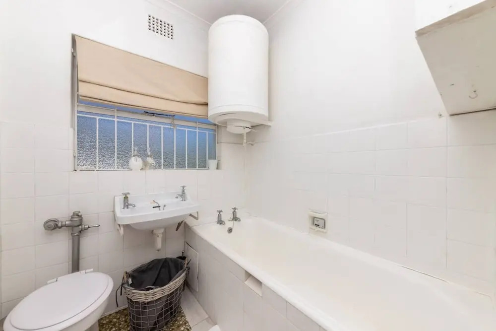 Bright and Homey 1 Bedroom in Gardens