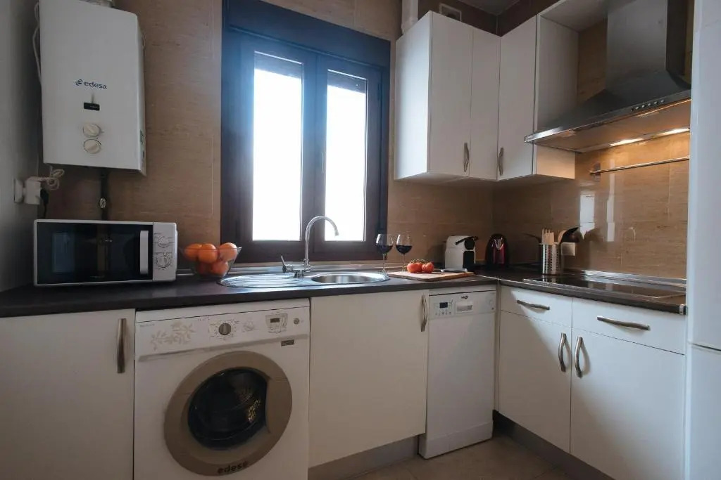Hostly Orfila 3A-3B exclusive Penthouse-Center-Fibre-Parking Optional