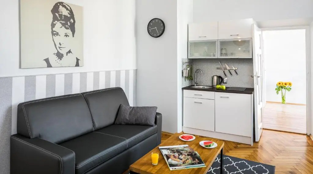 Old Town Residence Bis