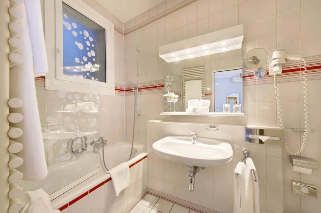 Astra Vevey Hotel & Restaurant
