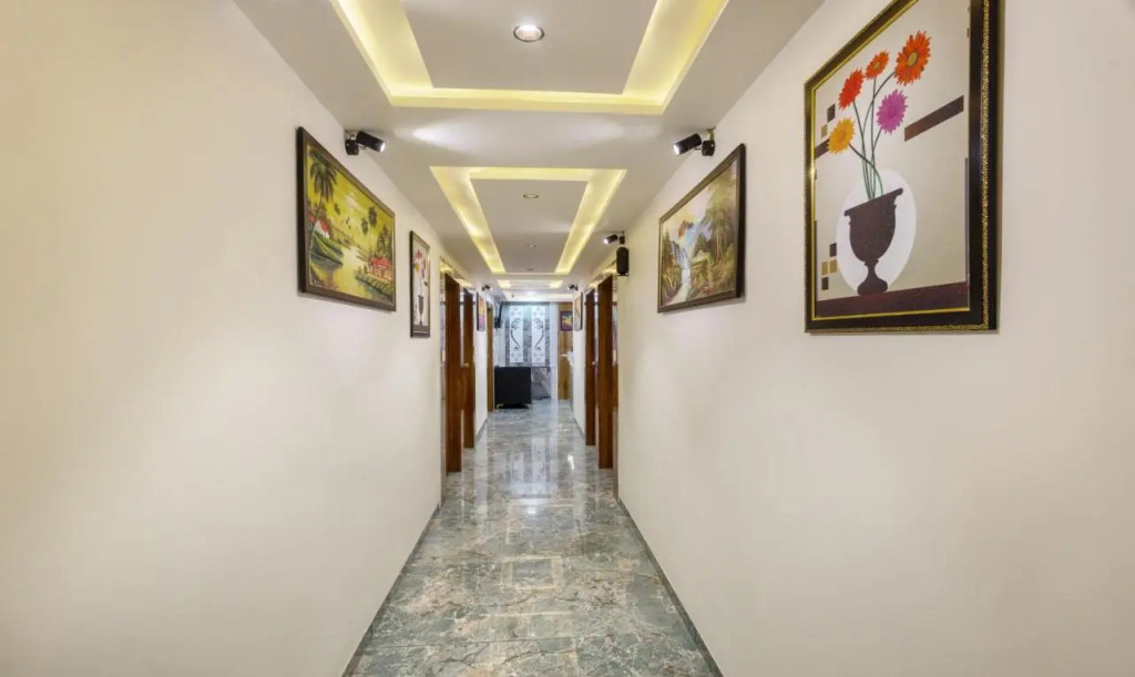 Itsy Hotels Signature, Nehru Nagar