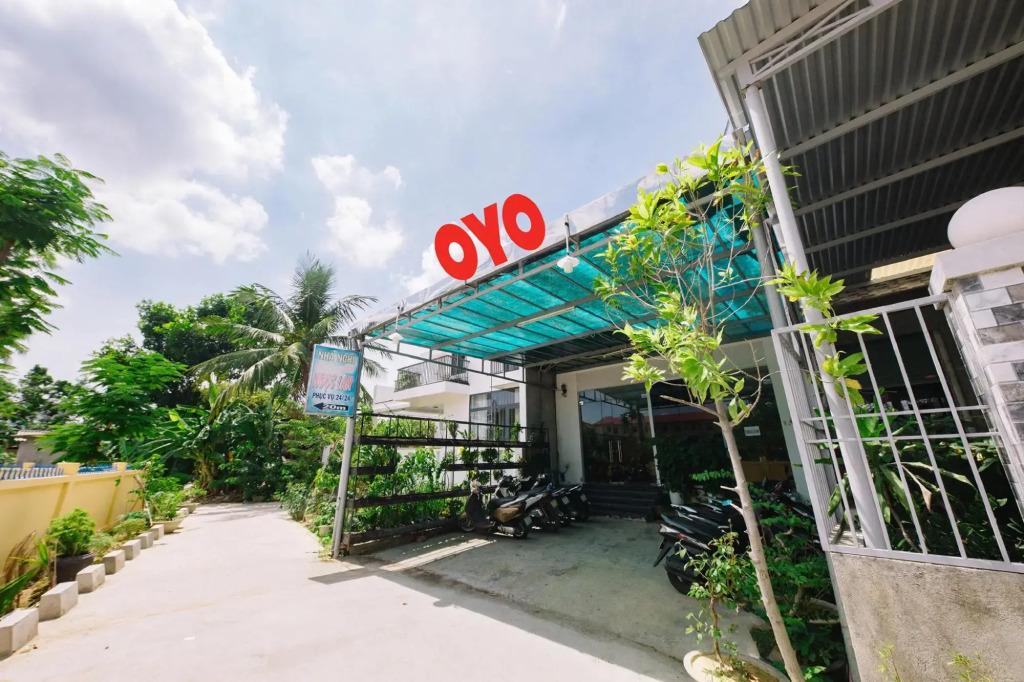 Ngoc Lan Motel by OYO Rooms