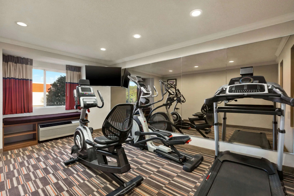 Microtel Inn & Suites by Wyndham