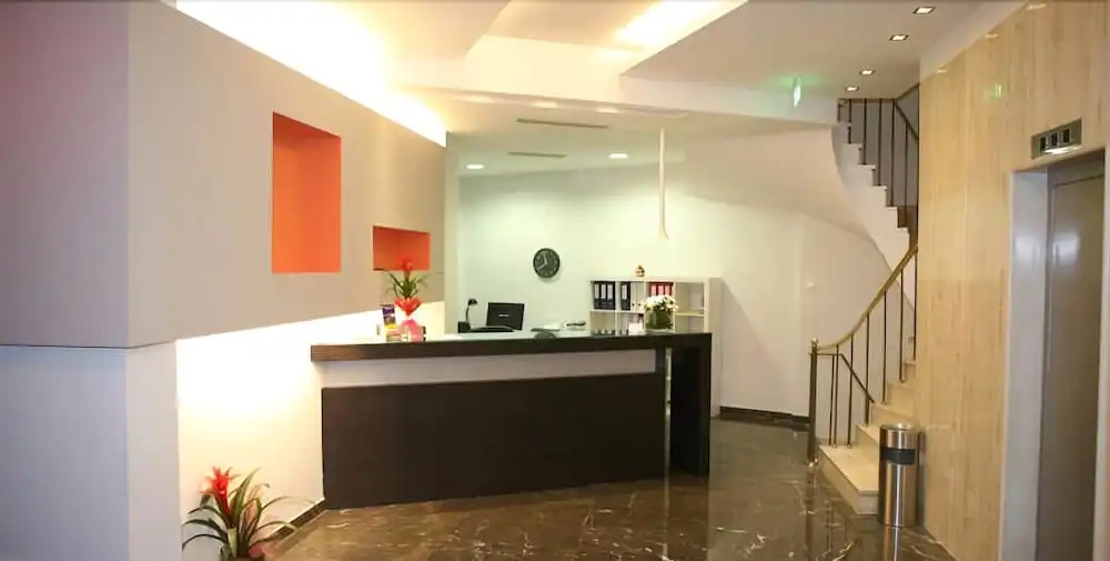 Victoria Hotel