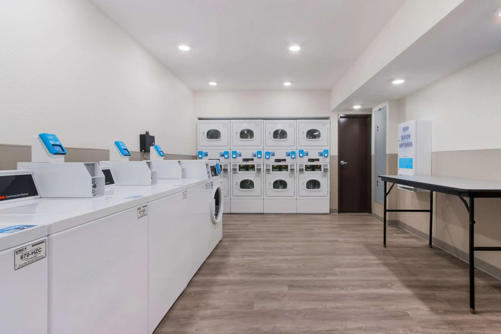 WoodSpring Suites Tamarac