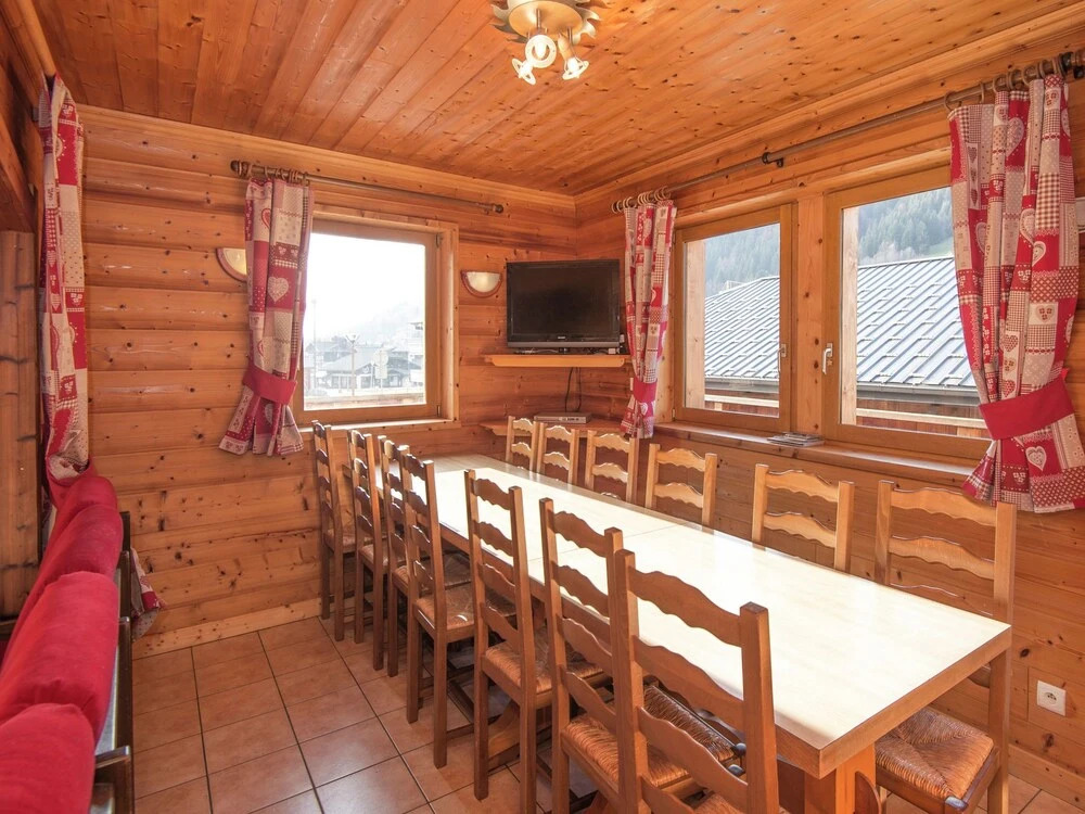 Comfortable Detached House for 14 People at the Lively Les Gets