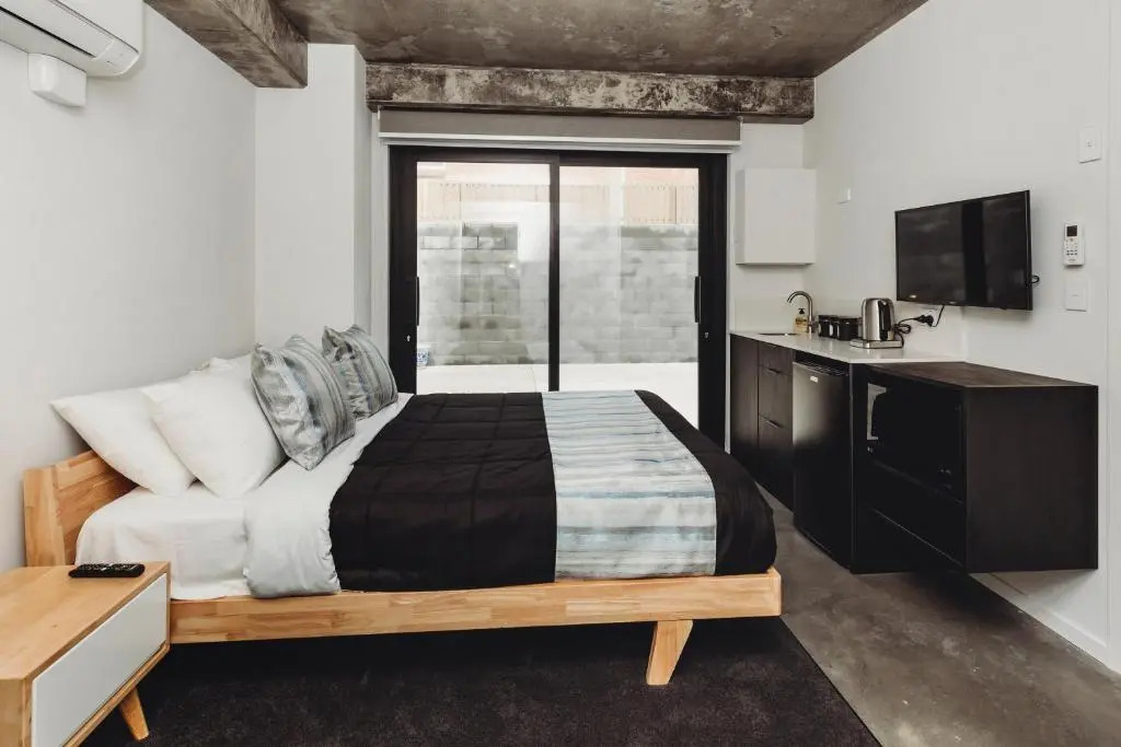 One50 Molesworth - Studio Ground Level