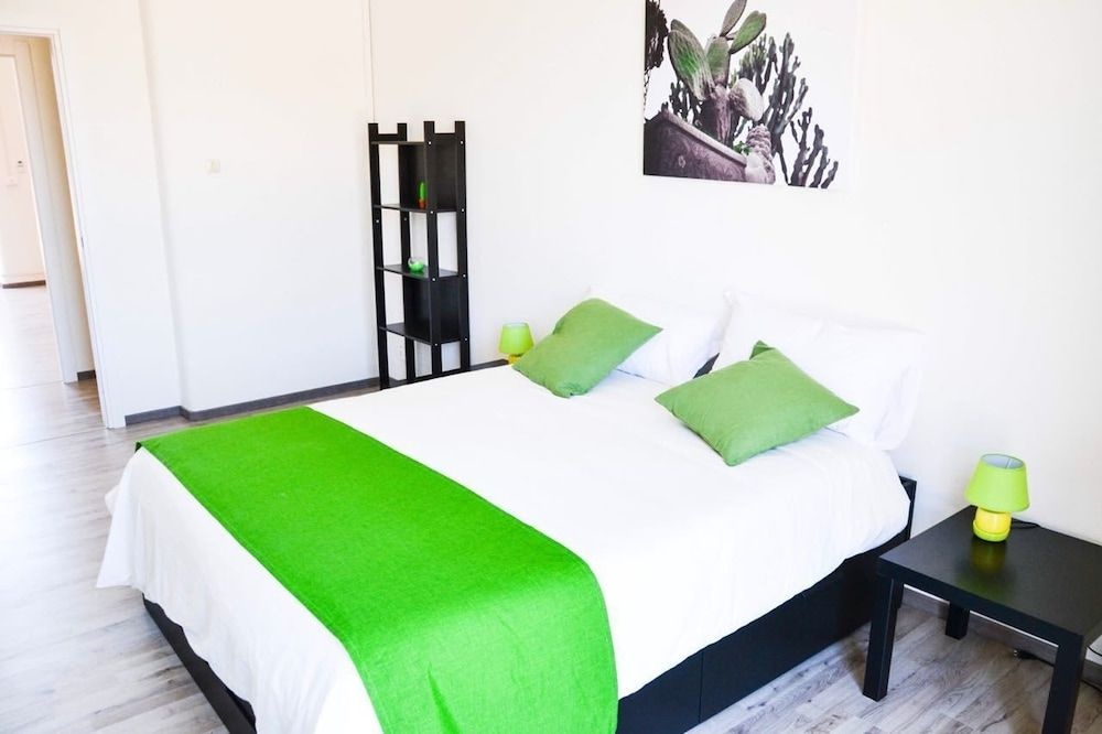 Ficurinia Guest House