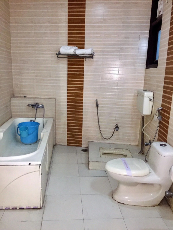 HOTEL VISHAL RESIDENCY NEAR DELHI AIRPORT with FREE AIRPORT DROP