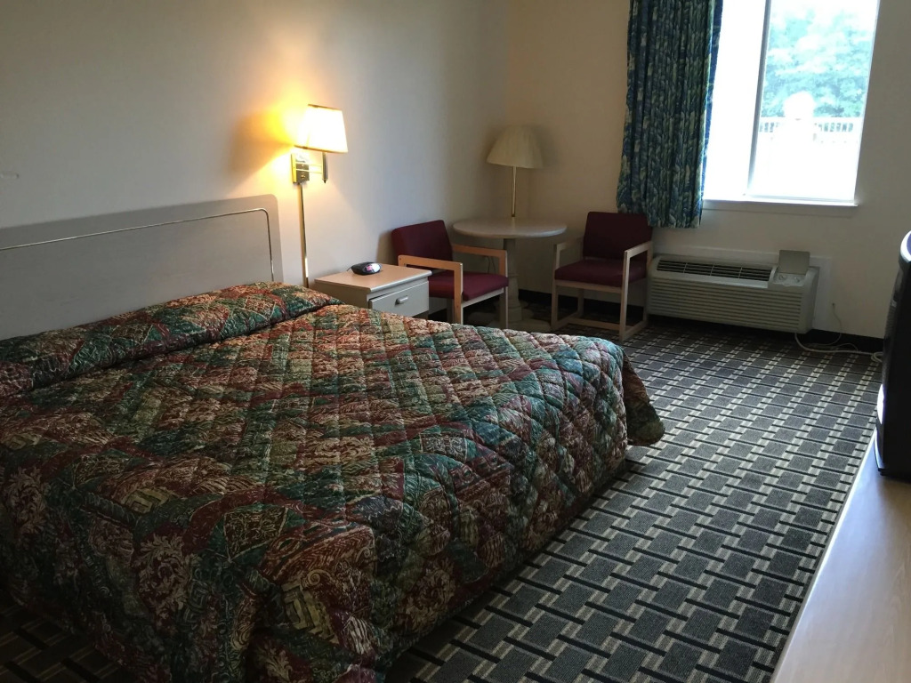 Regency Inn & Suites