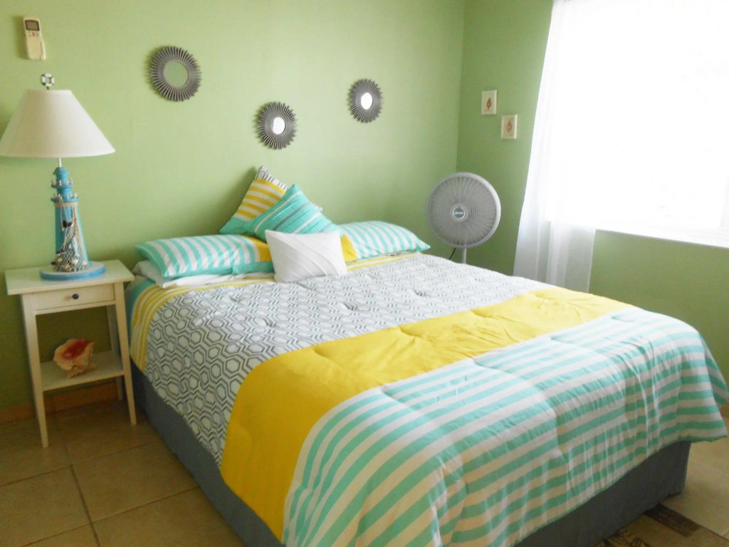 Hoopers Bay Villas