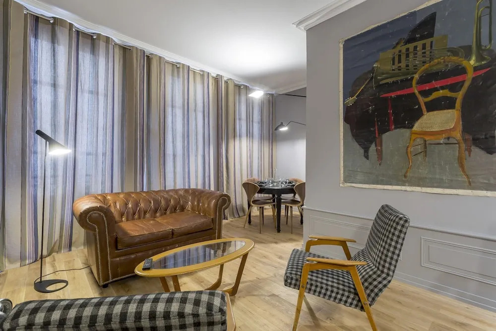 Curiosité - Furnished apartment - Downtown Lyon
