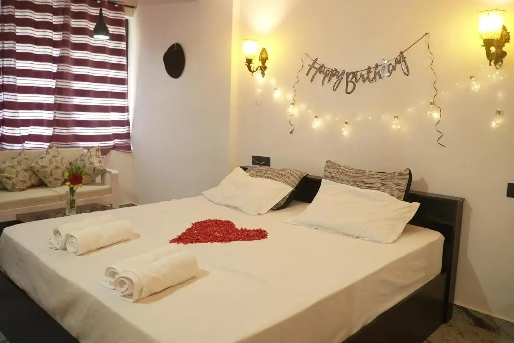 Service Apartment