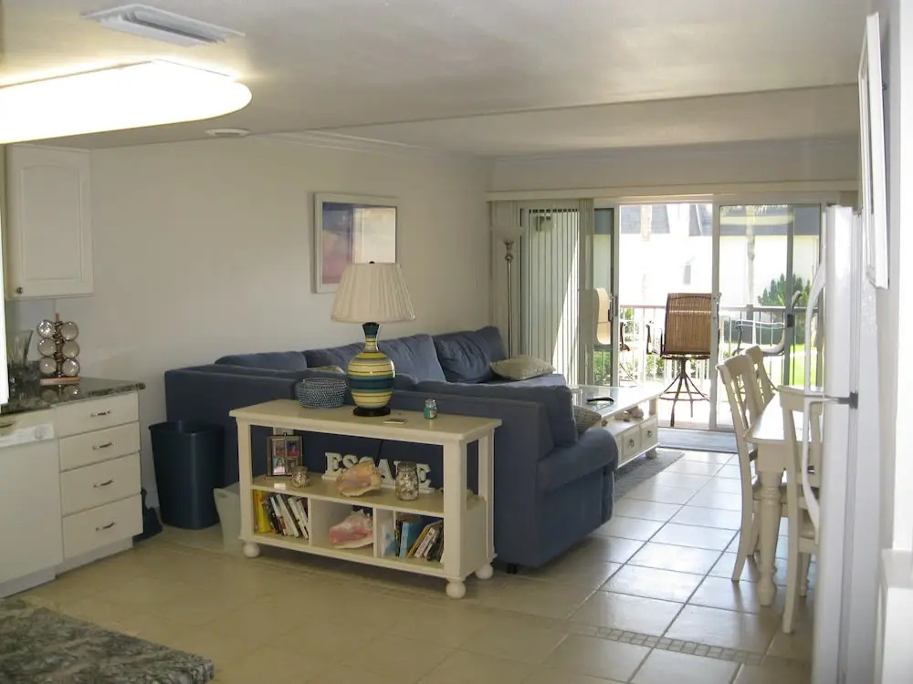 219 Surfside - 2 Br Condo
