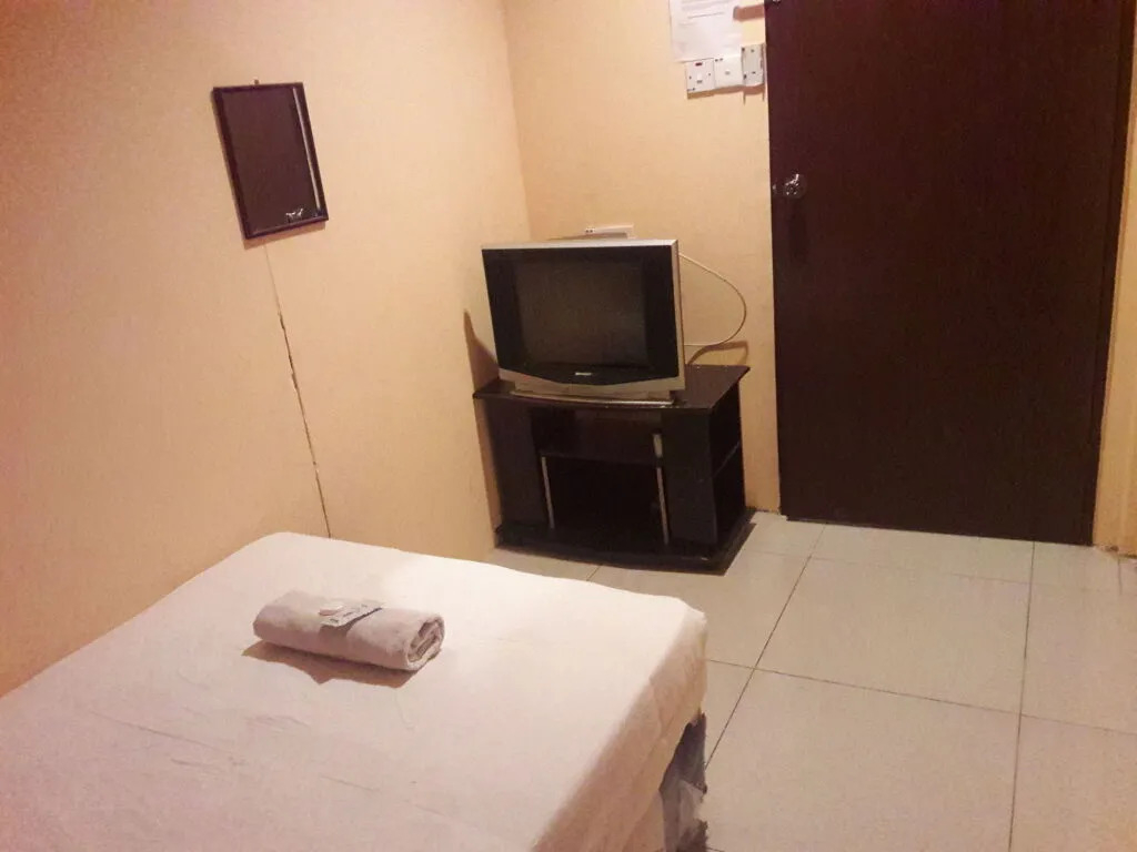 OYO 216 La Viva Hotel