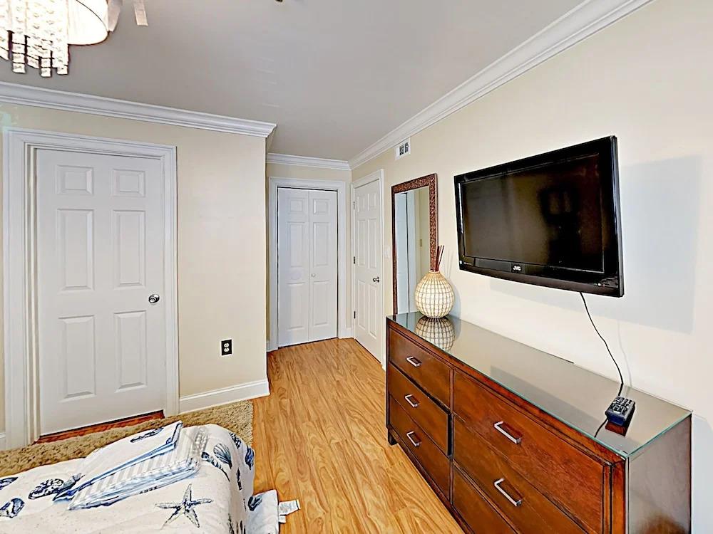 New Listing! Family W/ Resort Amenities 2 Bedroom Condo