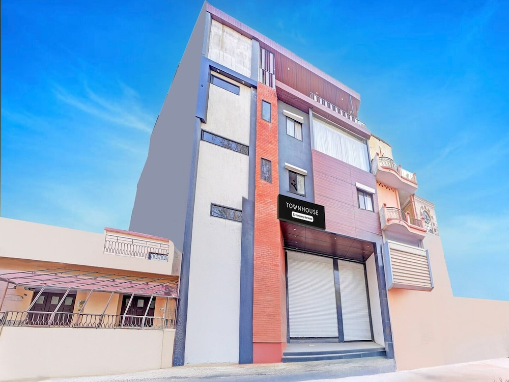Townhouse LIG Main Road Indore