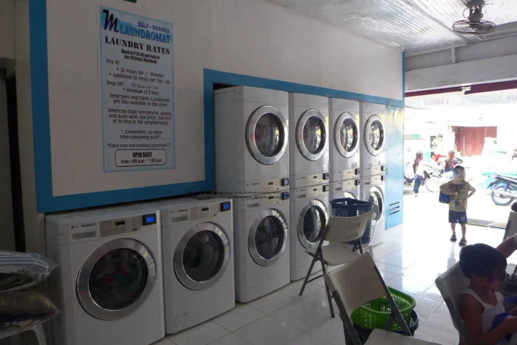 Rozen Suites Malakas