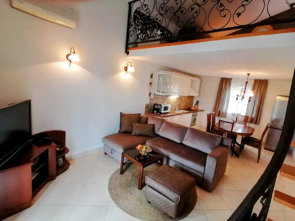 Deluxe Apartment With Amazing sea View in Opatija
