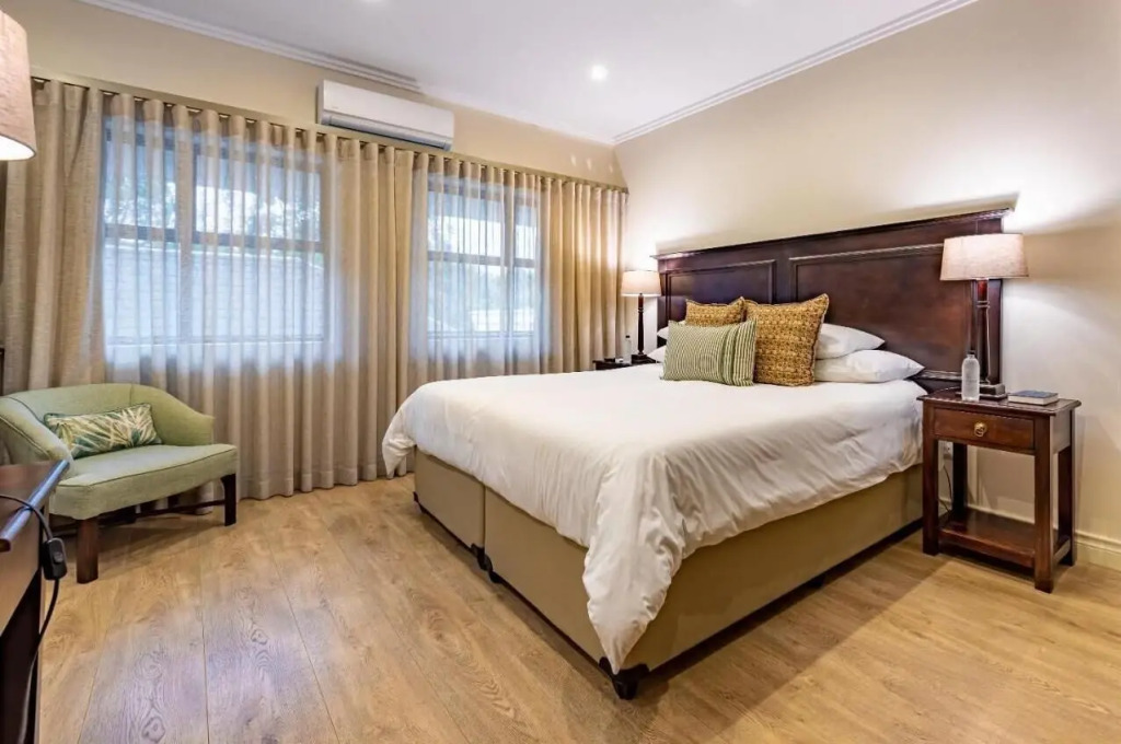 Sheppard Boutique Hotel