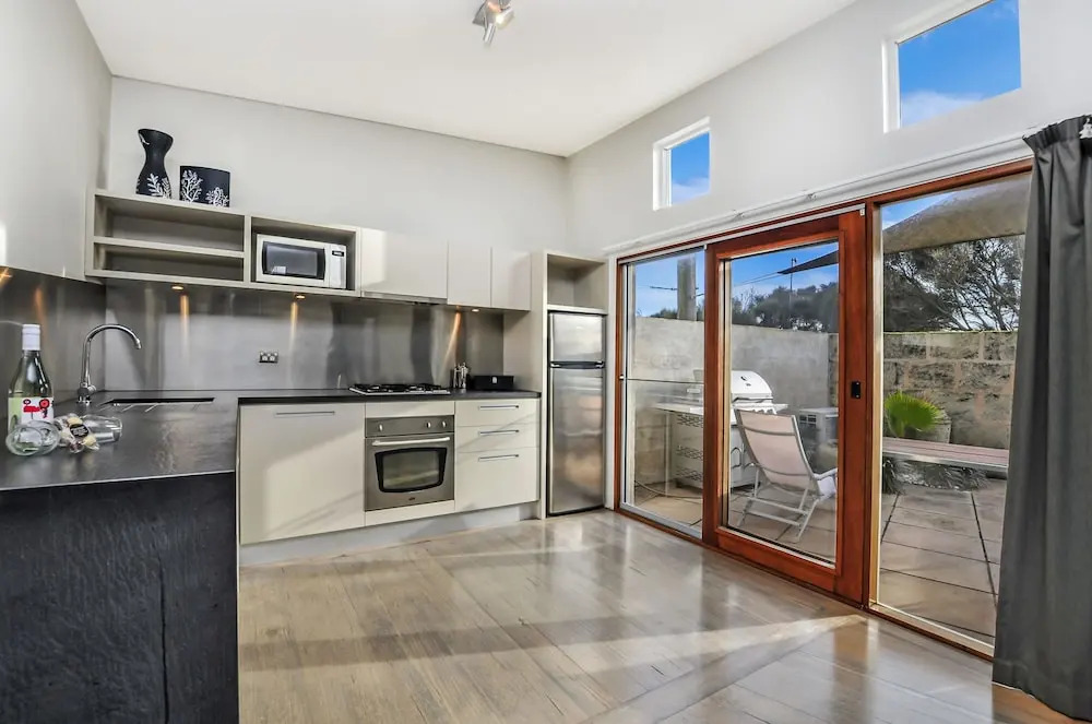 Hearns Beachside Villa 2