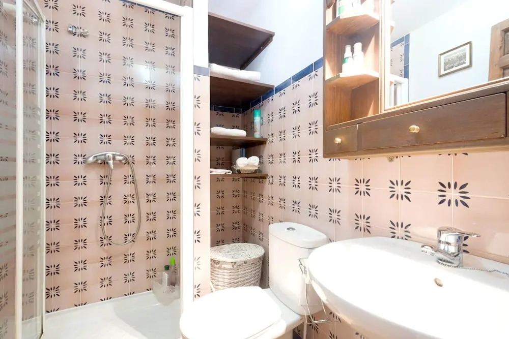 House with 3 Bedrooms in Granada, with Furnished Terrace And Wifi - 40 Km From the Slopes