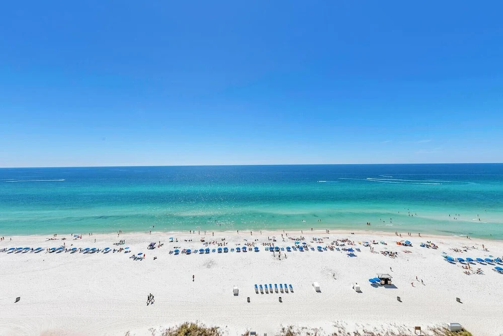 Twin Palms 1401