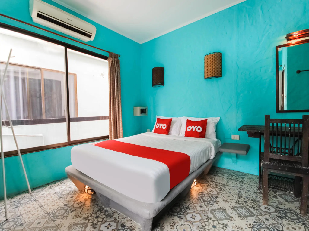 OYO 1103 Pirates House Hotel