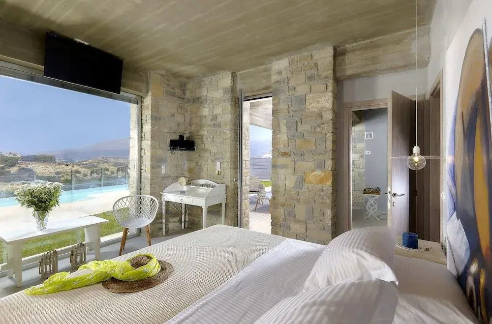Kouros Villa