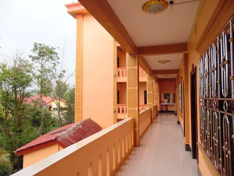 Sengalee Hotel
