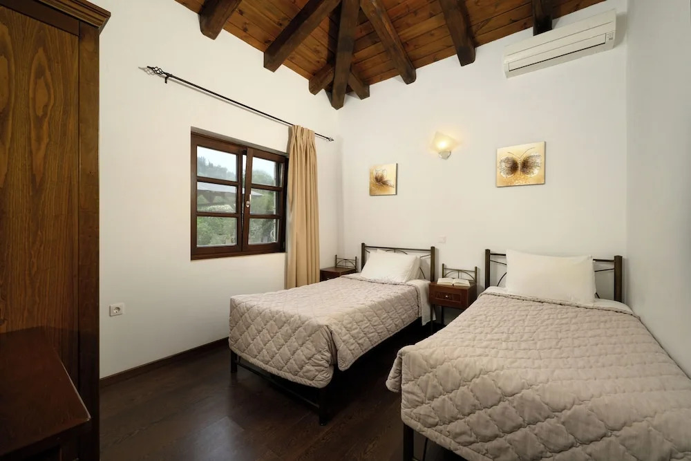 Mega Lithari Corfu Luxury Villas