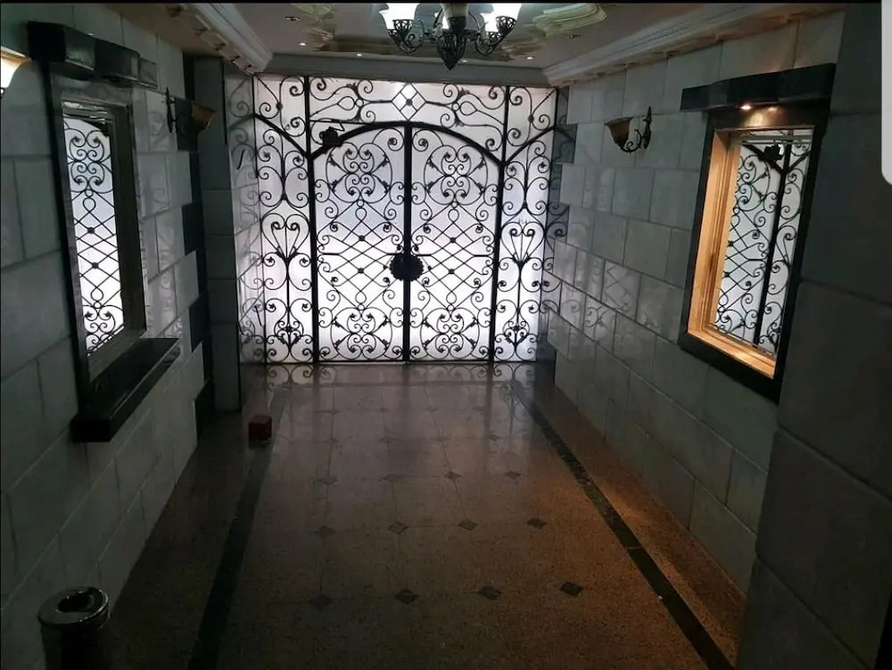 Unique Flat