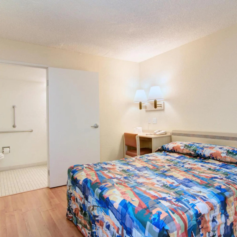 Motel 6-Tempe, AZ - Broadway - ASU
