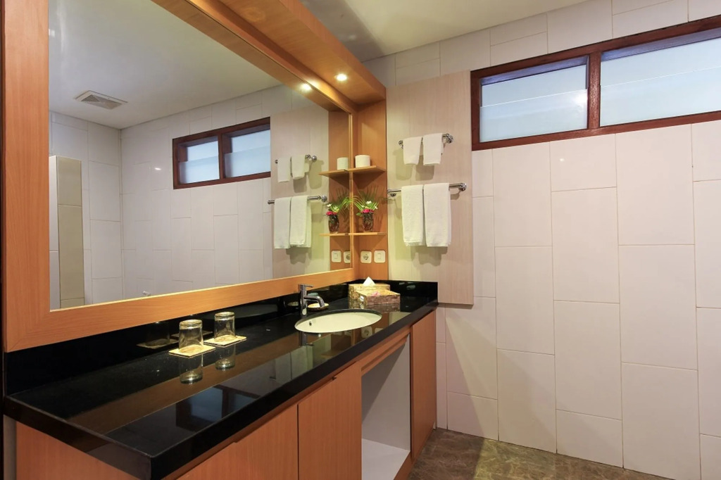 Hotel Ombak Paradise