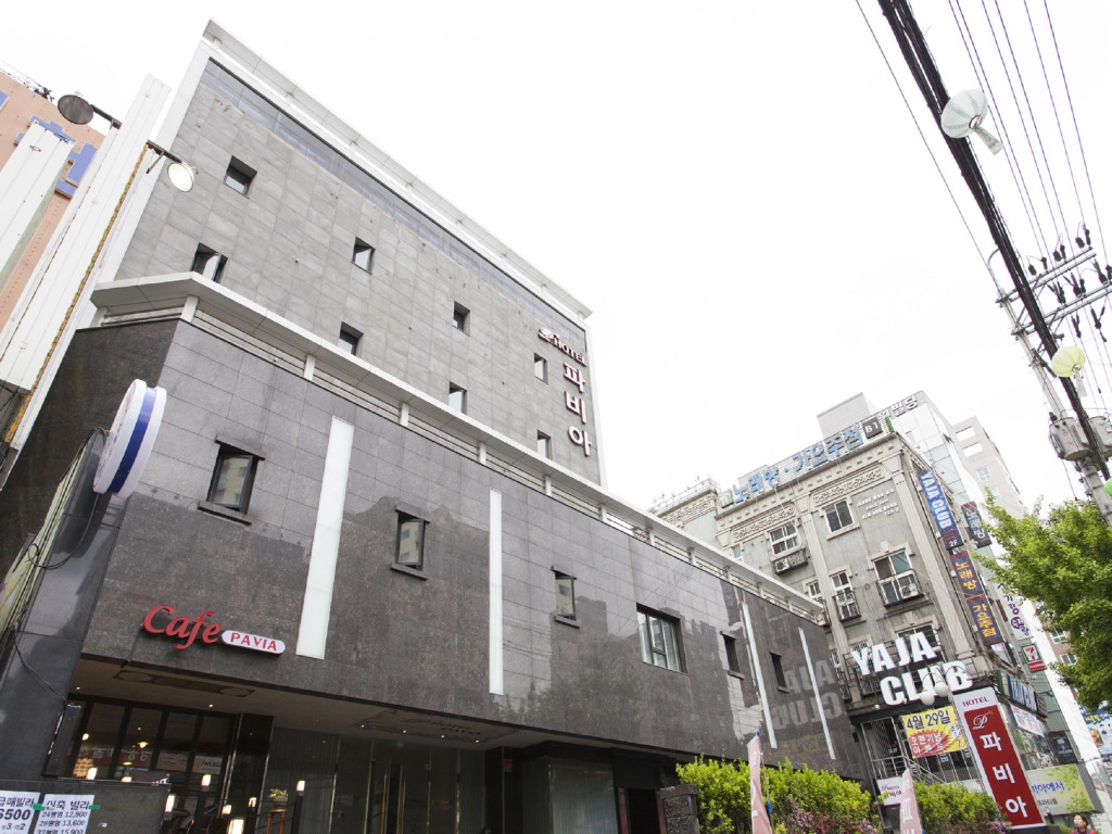 Pavia Tourist Hotel