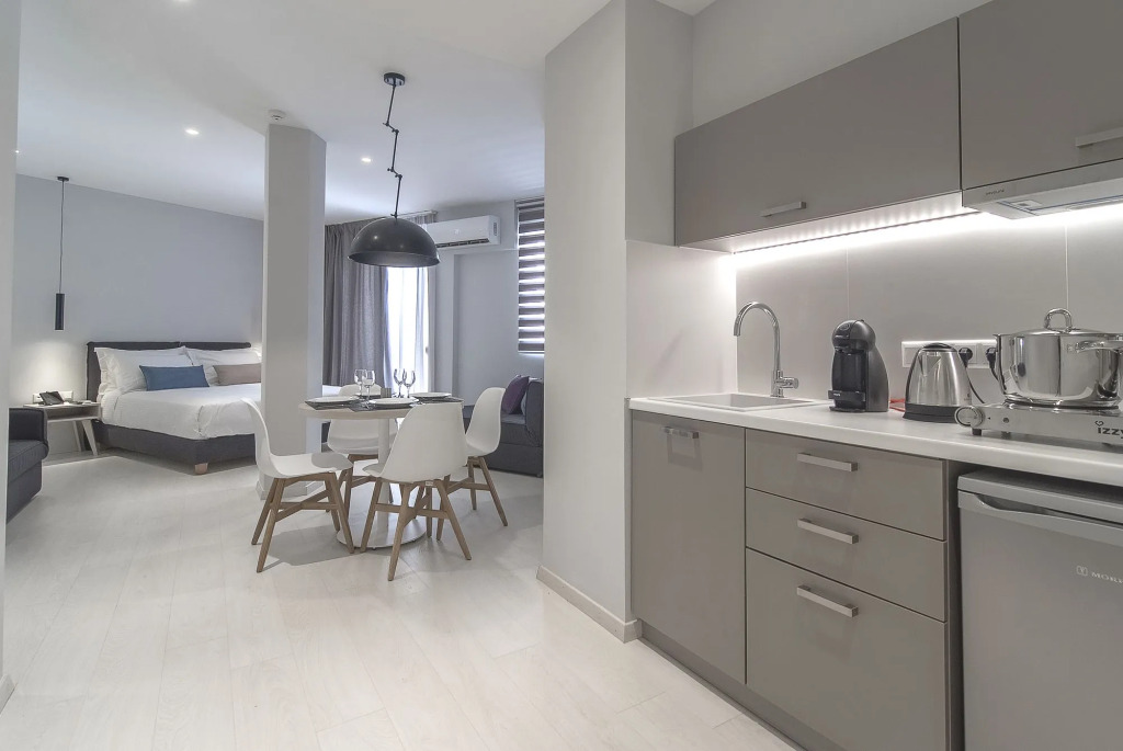 Acropolis Stay