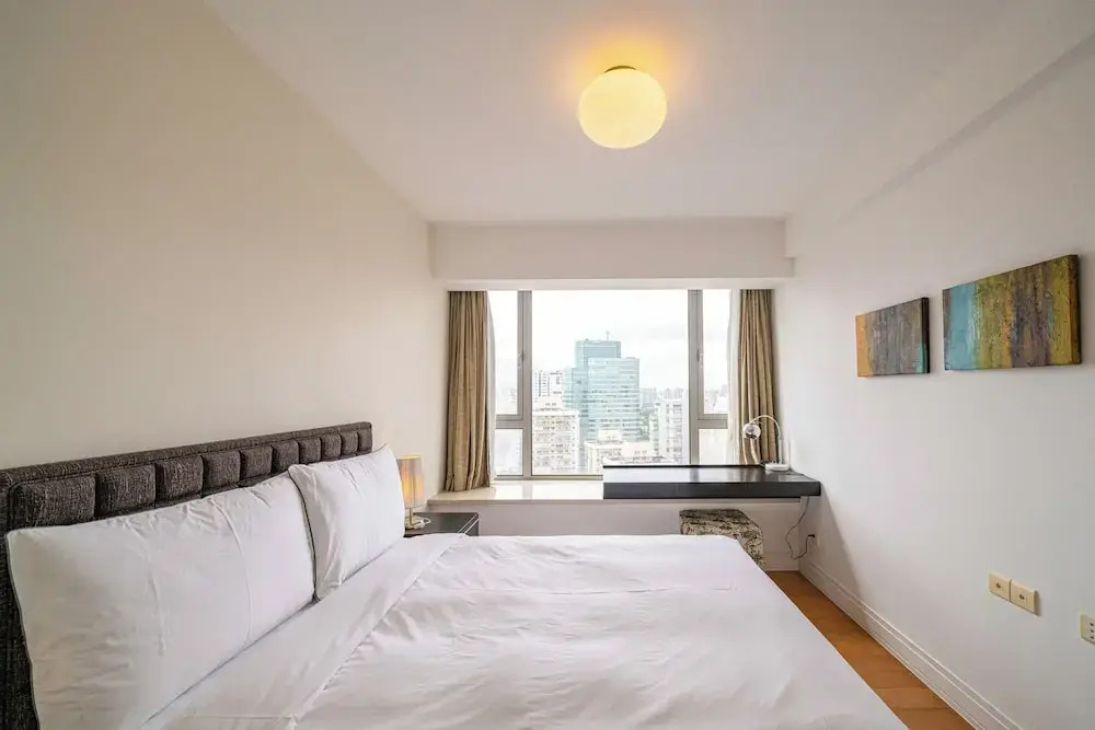 Tyms 3BR 2BA Apt near Xujiahui Metro