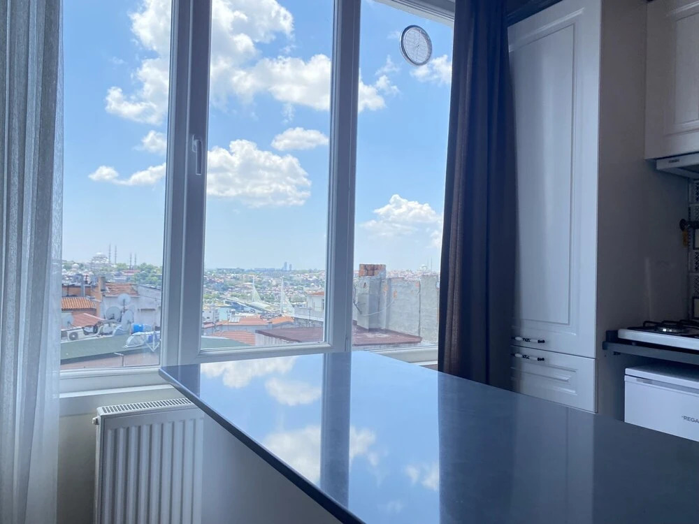 Flat w City View Near Galata Tower in Istiklal Ave