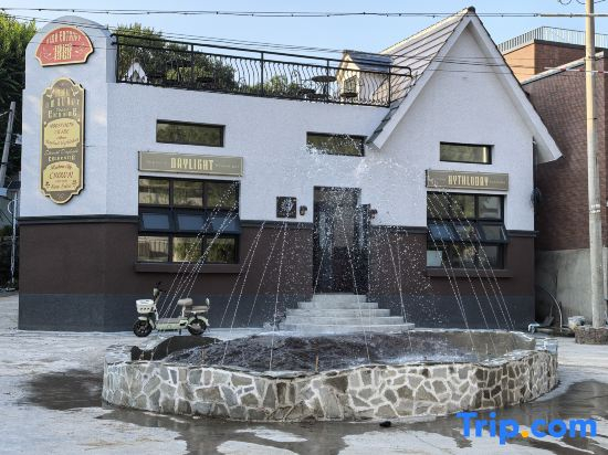 Floral Hotel·Great Wall Utopia Homestay