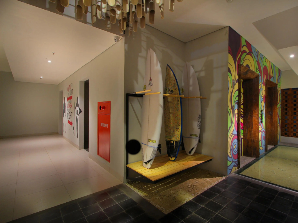 Koa D Surfer Hotel