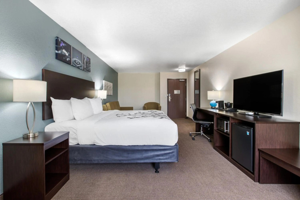 Sleep Inn and Suites - Ankeny
