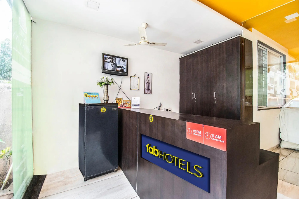 Hotel O Nashik Near Vijay Mamta Theatre Formerly Sahara Inn