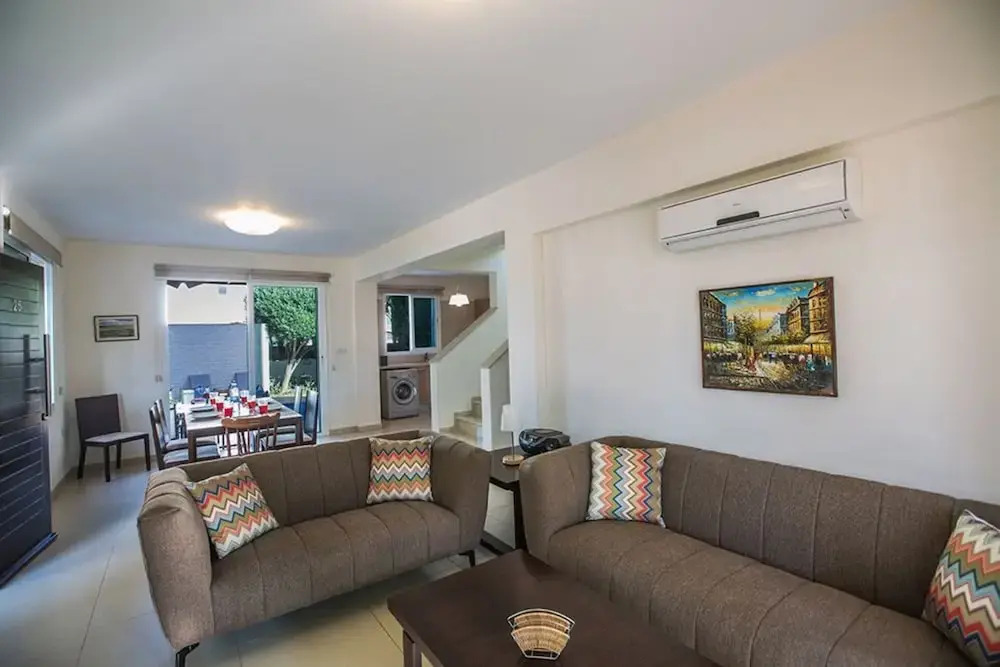 Beautiful Villa With Private Pool, Paralimni Villa 1241