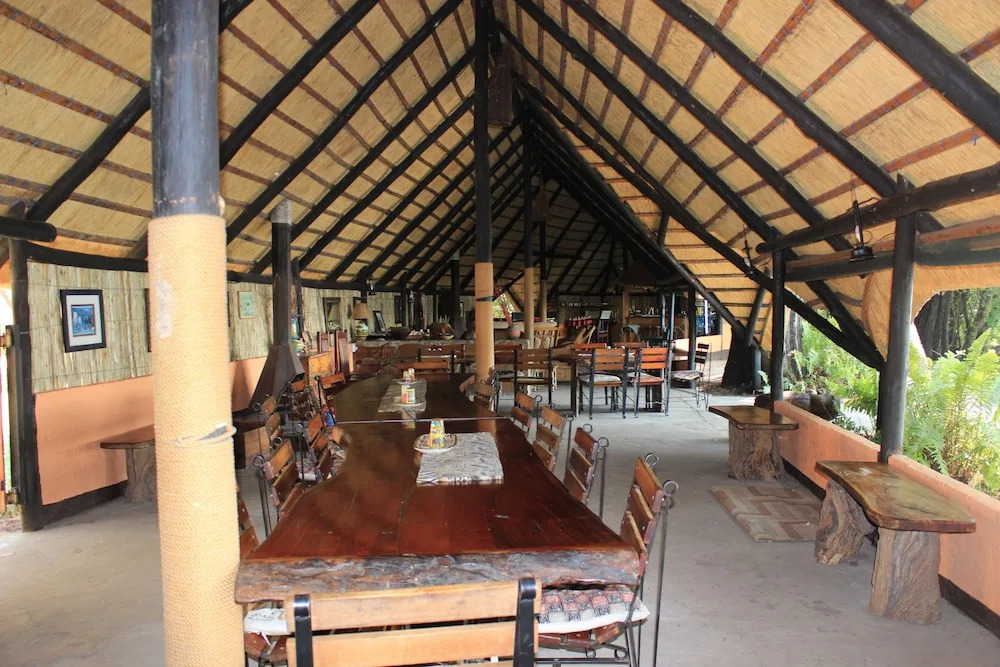 Ndhovu Safari Lodge
