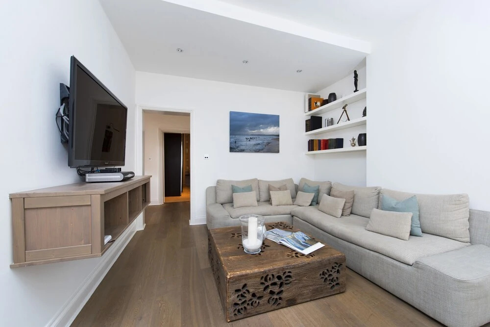 Gorgeous 2BR in Sherlock Holmes' Baker Street!