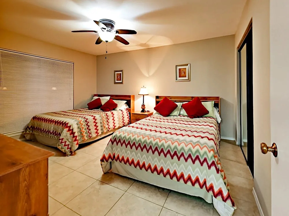 2800 Gulf Blvd Home Unit 806 2 Bedrooms 2 Bathrooms Home