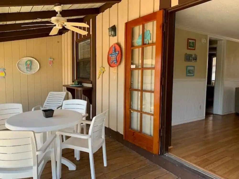 River Wilderness Waterfront Cabins