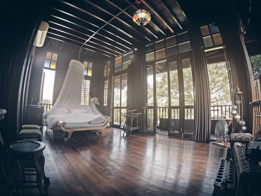 The Happy 8 Retreat X Kampung House